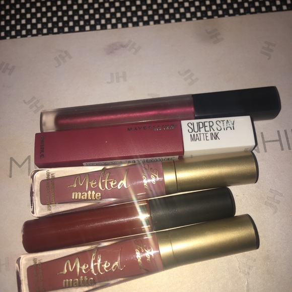 Too Faced Other - Lipstick Bundle Too Faced Other - Lipstick Bundle
